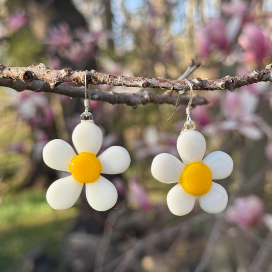 Groovy Daisy Earrings