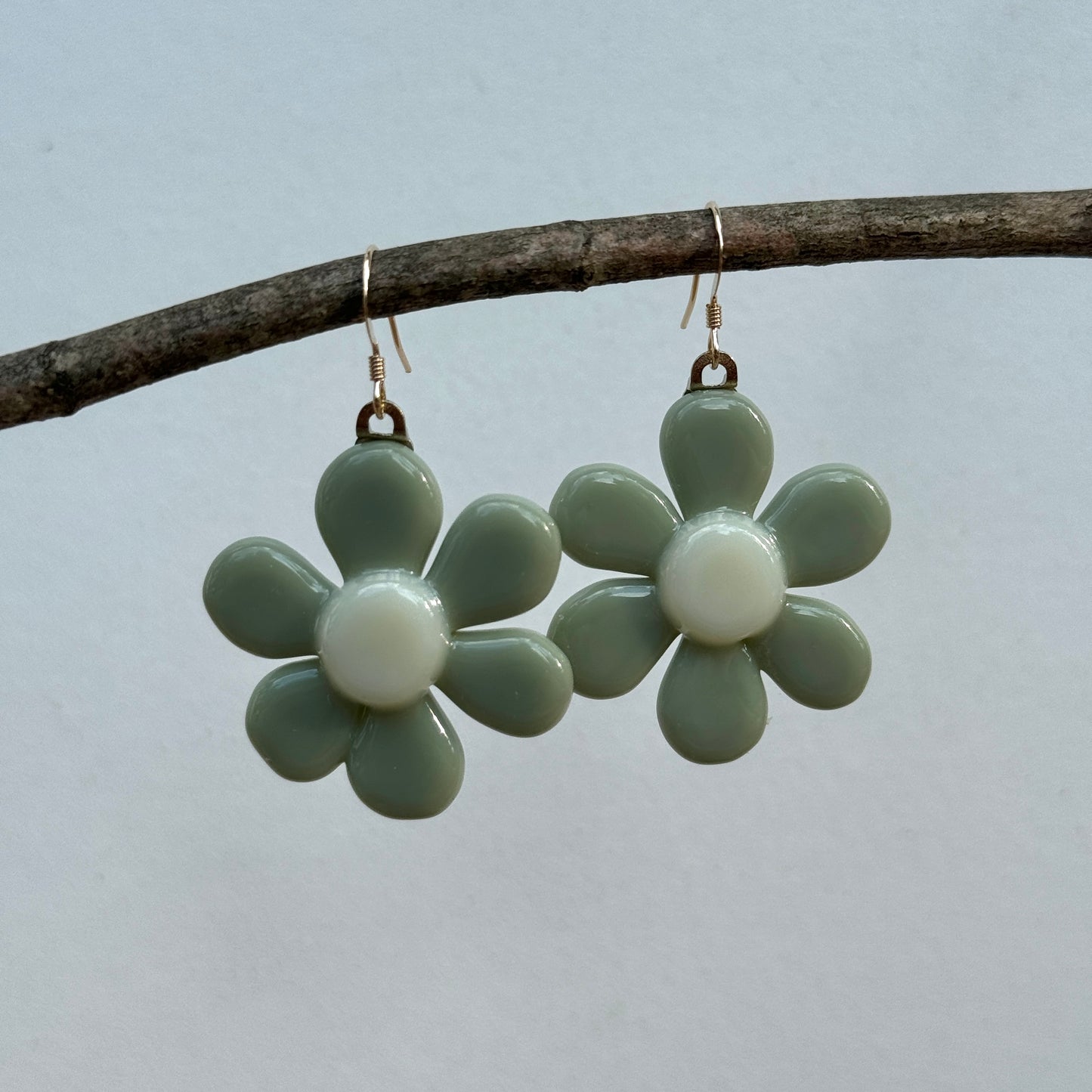 New Daisy Earrings