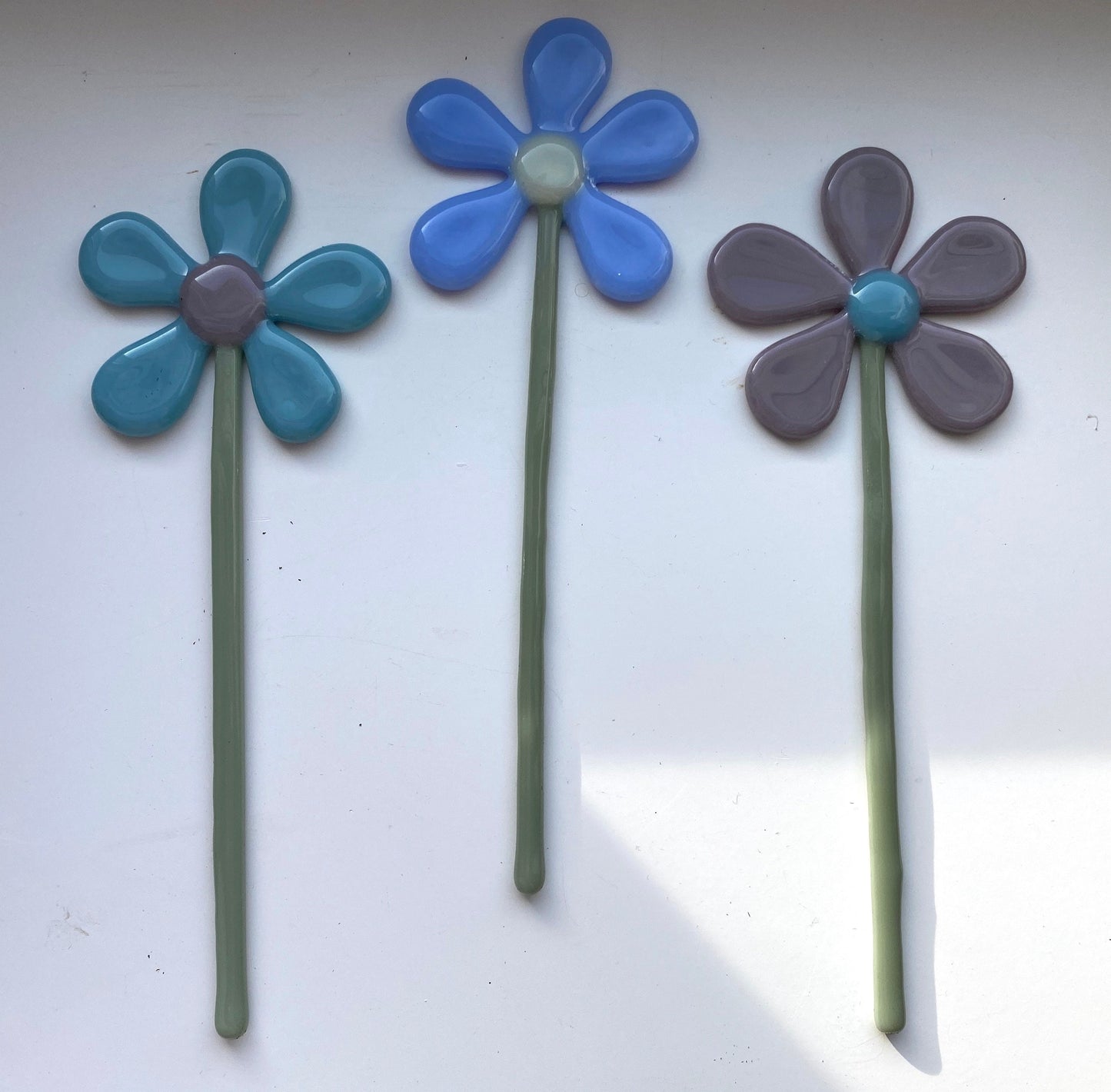 Pastel Daisy Plant Stake