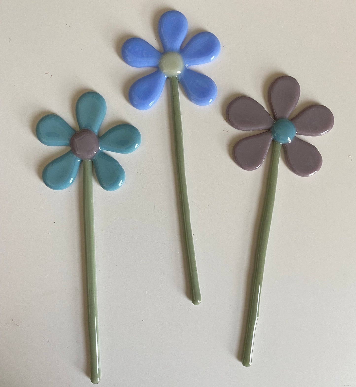 Pastel Daisy Plant Stake
