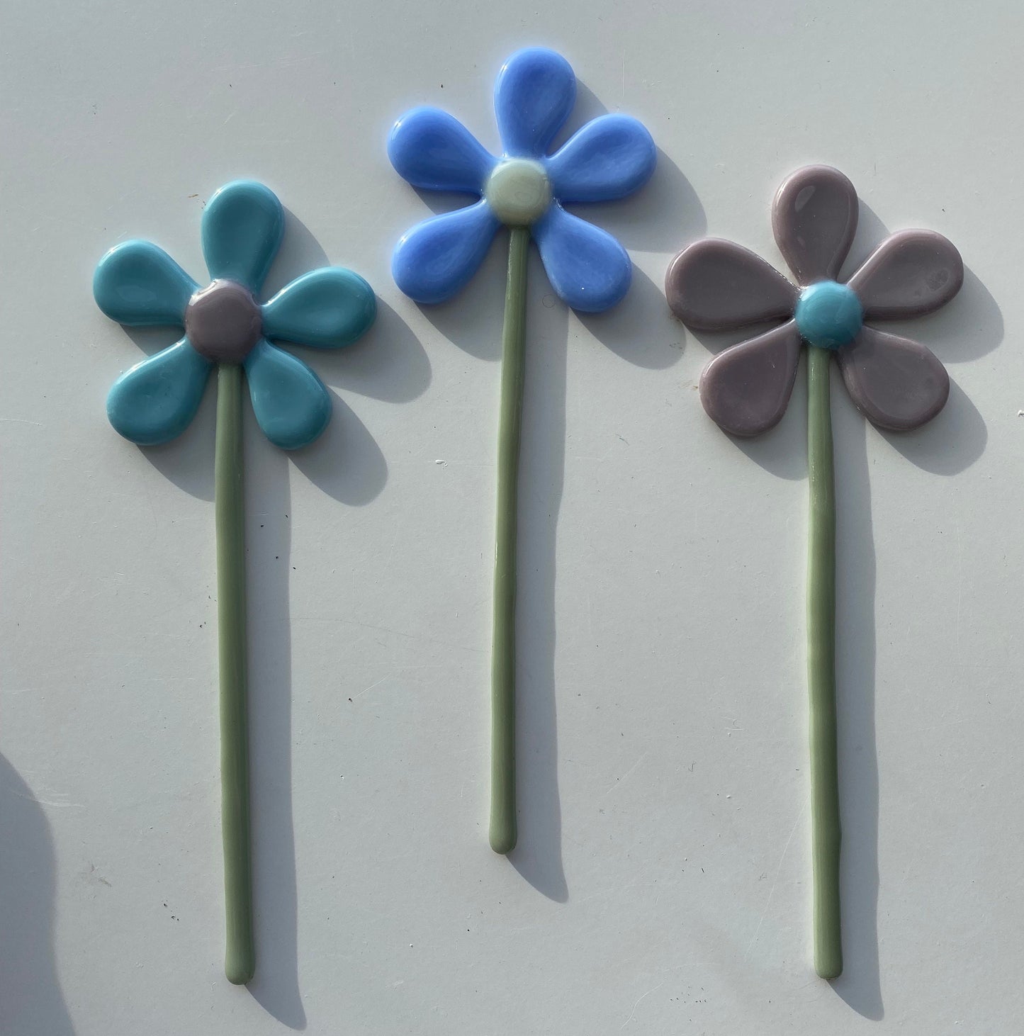 Pastel Daisy Plant Stake