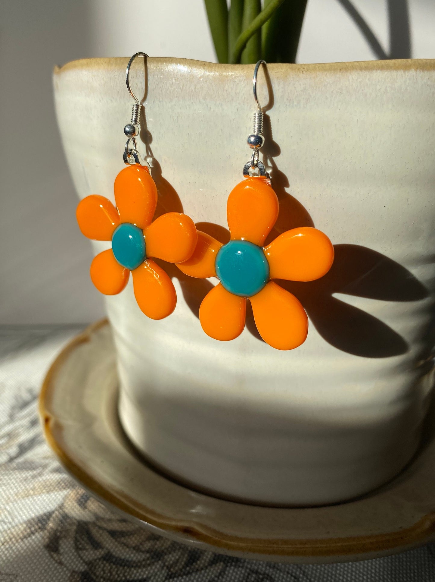 Groovy Daisy Earrings