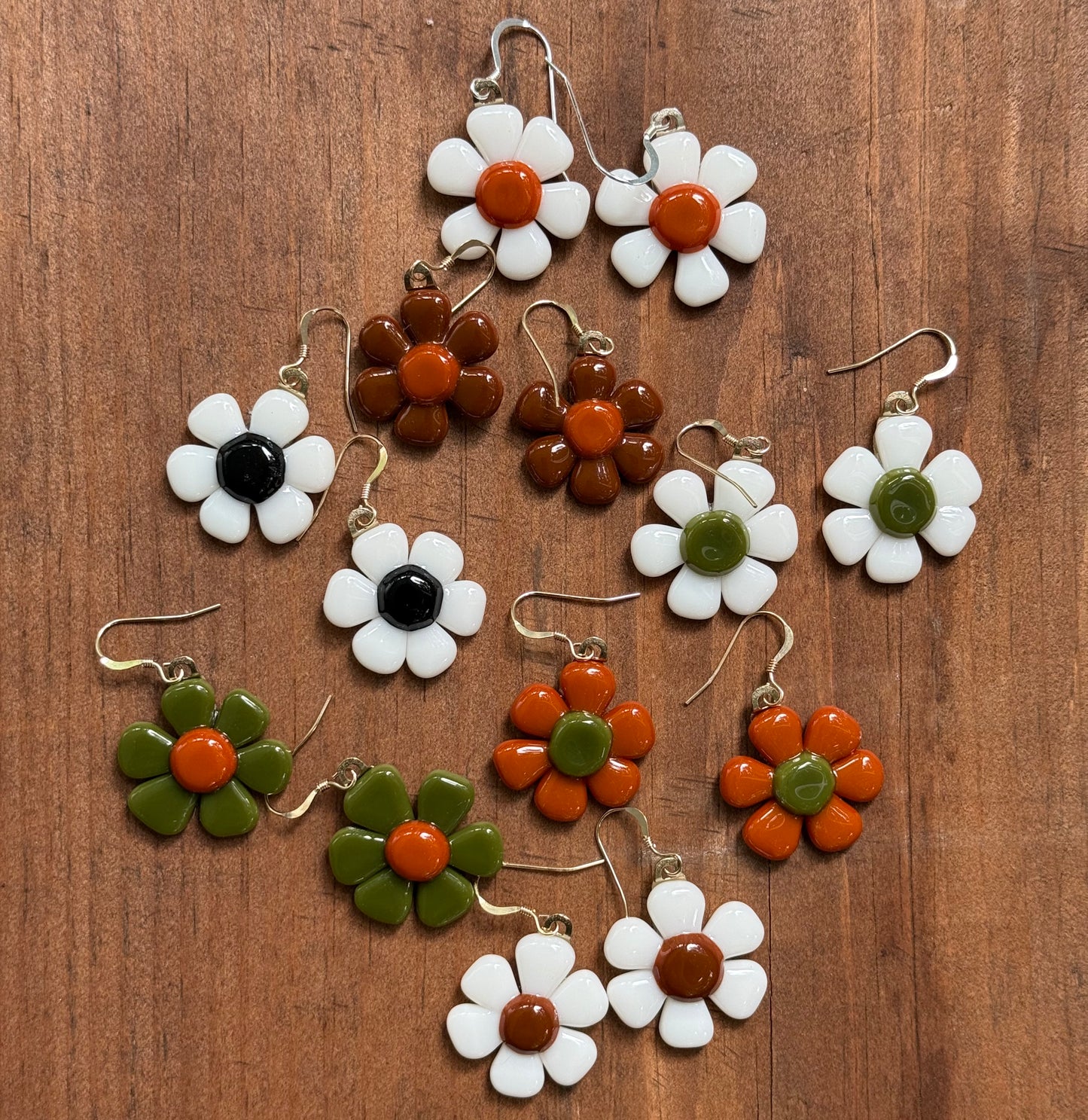 Folk Daisy Earrings