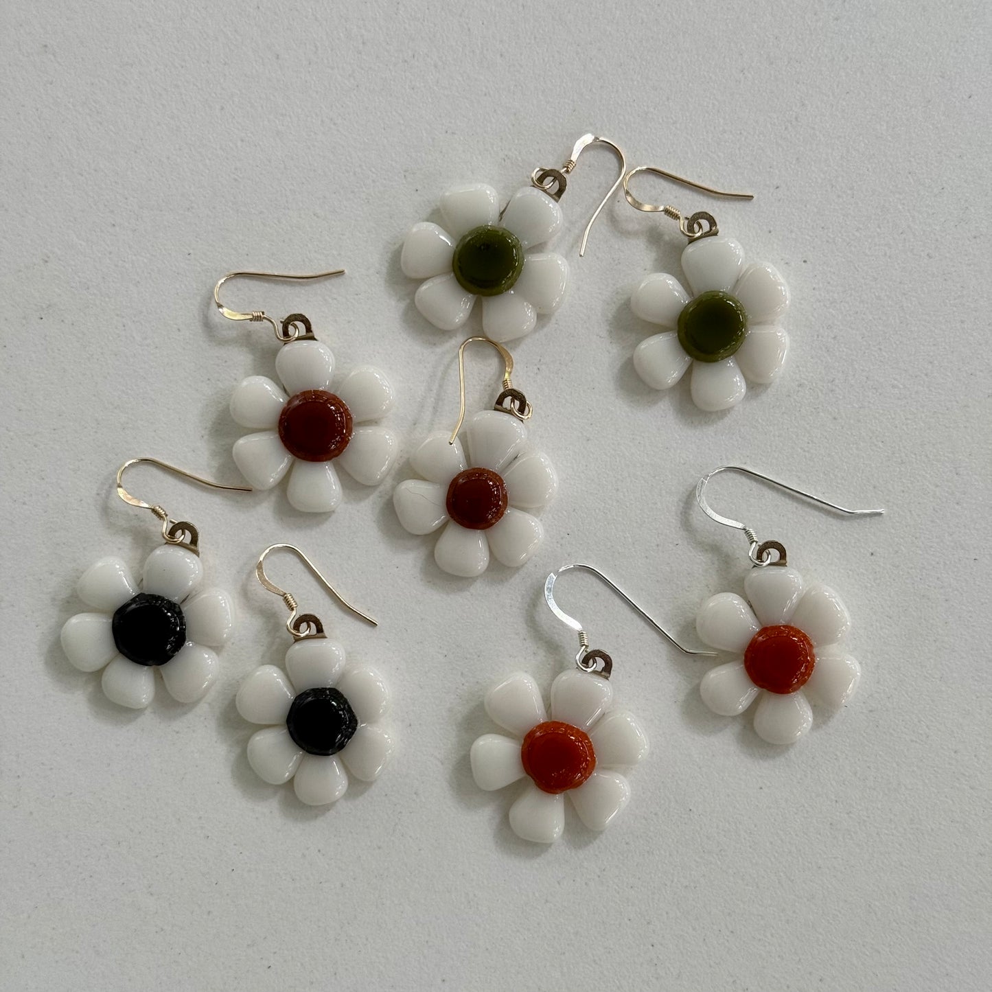 Folk Daisy Earrings
