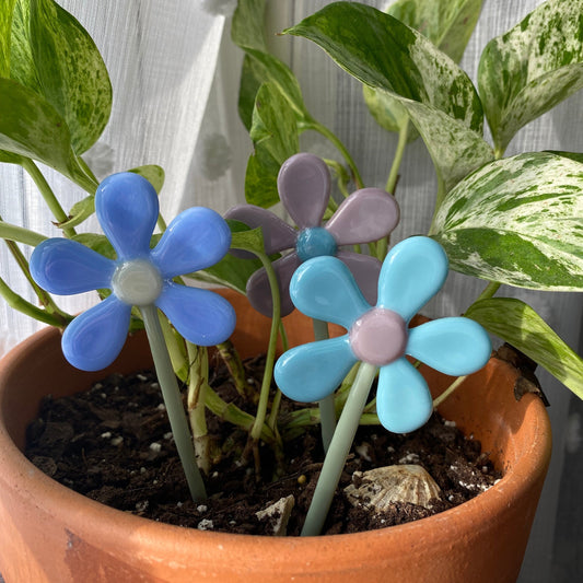 Pastel Daisy Plant Stake